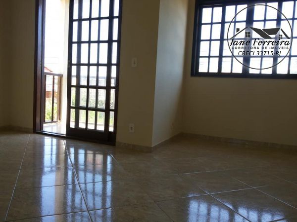 Duplex - 2 quartos, 2 banheiros e quintal - imagem 4