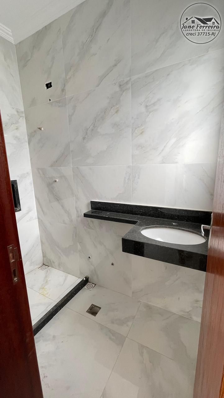 Casa triplex - Rio das Ostras - 2 suítes - terraço - imagem 14